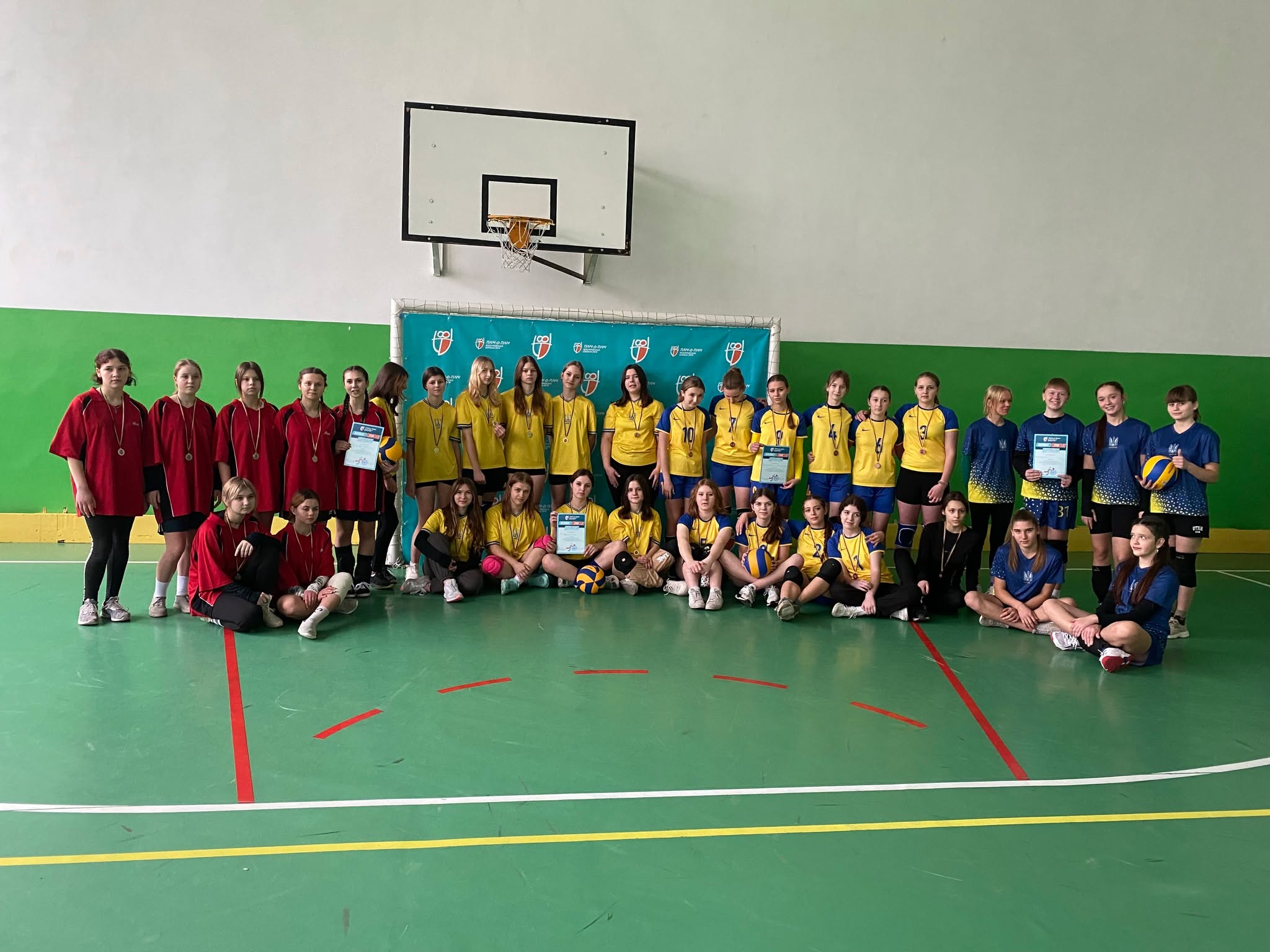 Фінал волейбольних змагань у Борзнянській громаді: обрано чемпіонок серед старшокласниць