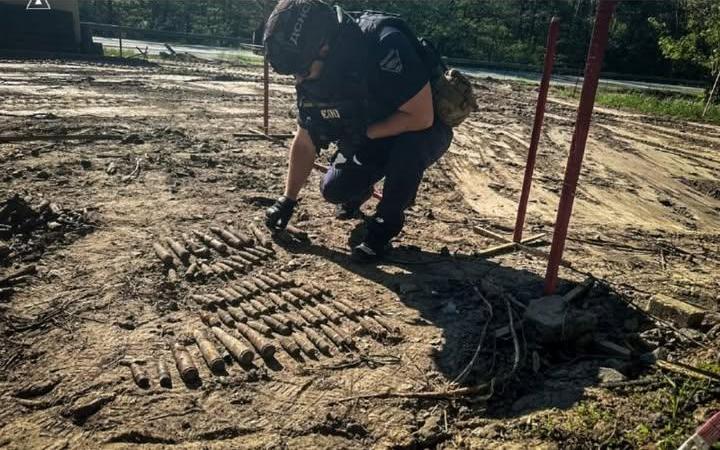 Сапери ДСНС ліквідували вибухонебезпечні предмети у Ніжинському районі