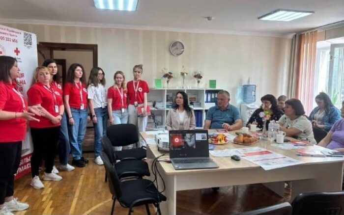 Мобільні команди Червоного Хреста працюватимуть у Борзні