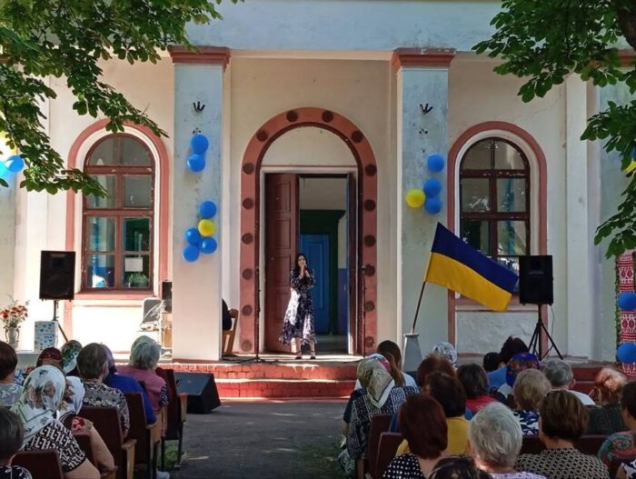 На благодійному концерті у Прачах Борзнянської громади зібрали понад 11 тисяч гривень