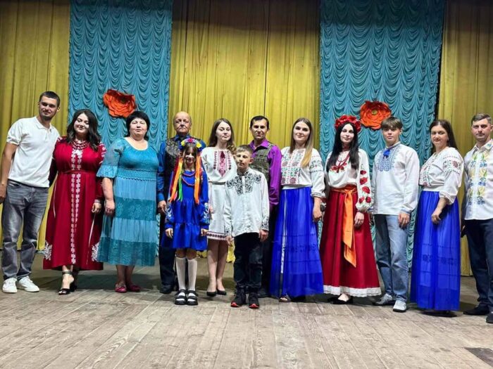 В Іванівці на благодійному заході зібрали майже 40 тисяч гривень для ЗСУ