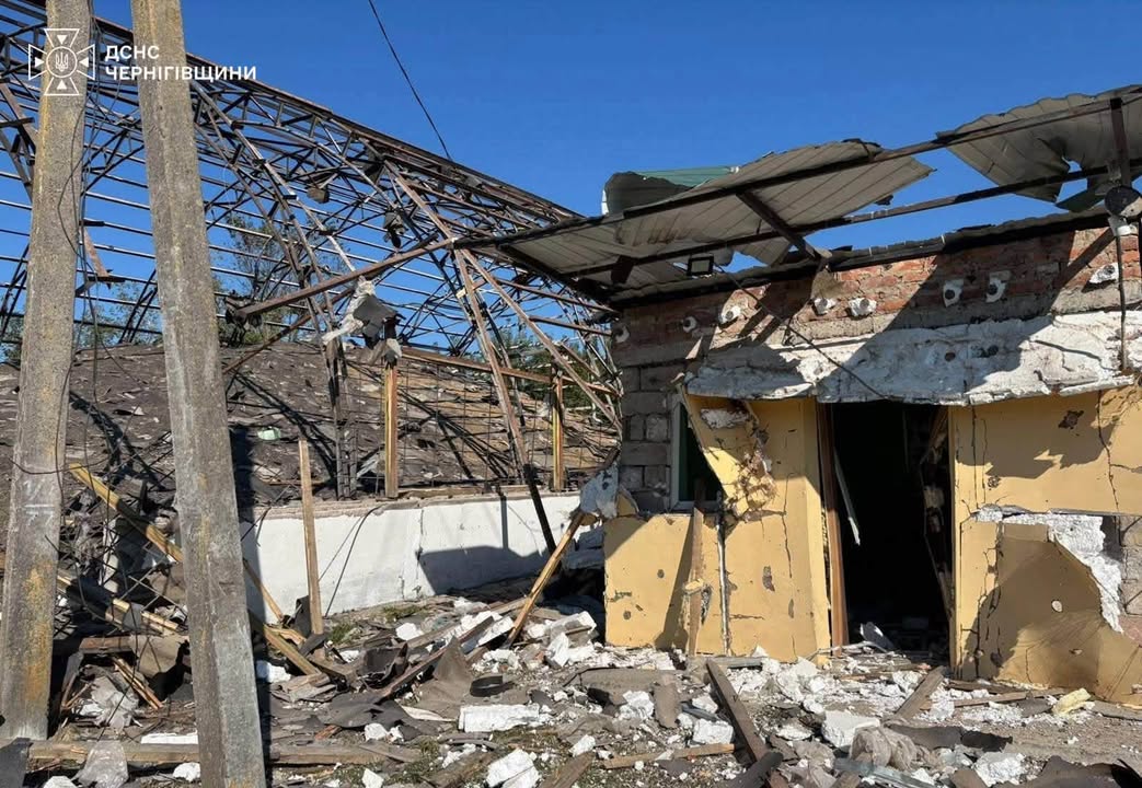 Ворог атакував агропідприємство в Борзні: знищено 200 тонн ріпаку